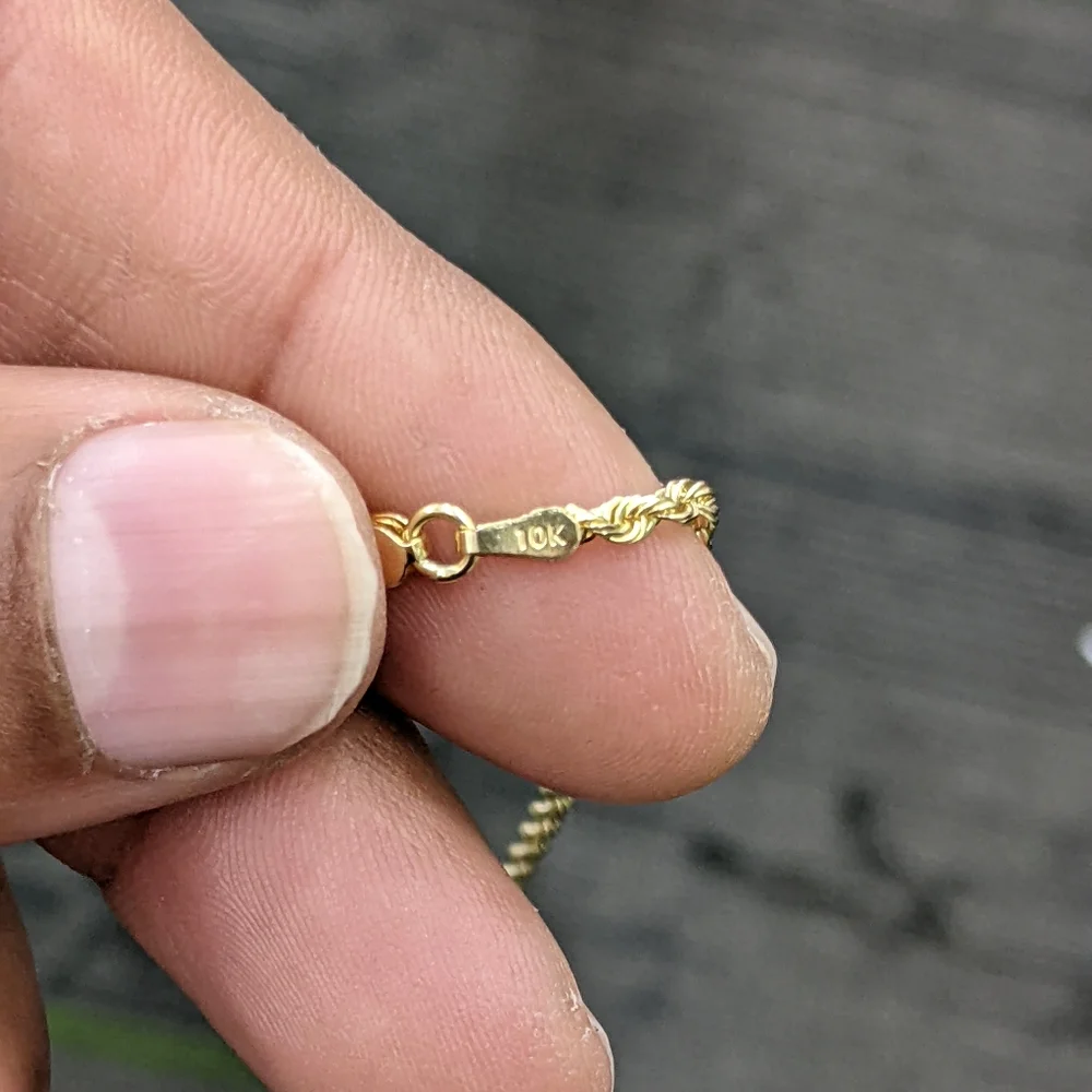 10kt Solid Gold Rope Chain - Picture 8 of 8